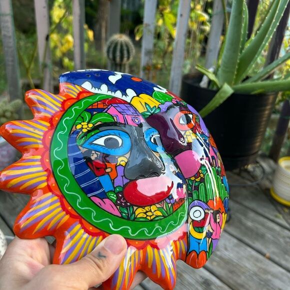 Mexican Folk Art Talavera Moon Sun Eclipse Hand Painted Clay Wall Hanging 8.5" - Picture 8 of 16
